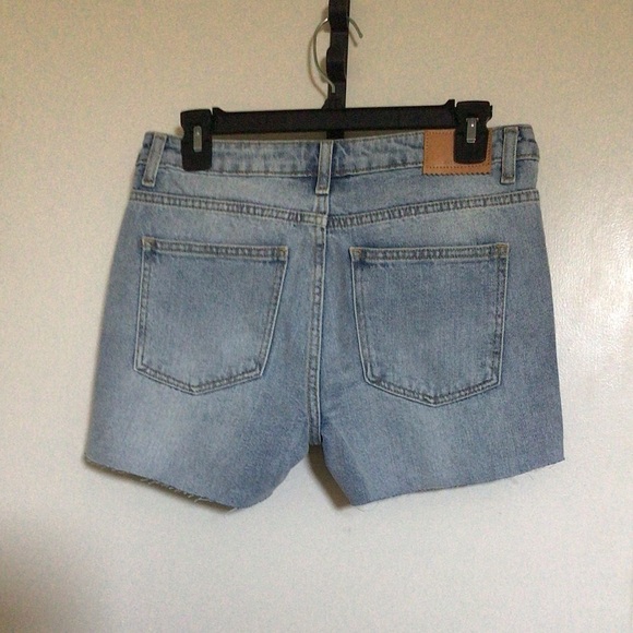 Avec Les Filles Destructed Cutoff Short - Picture 9 of 11